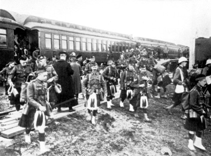 World War 1: Highlanders detrain at Valcartier, near Quebec City before departing for Europe circa 1915