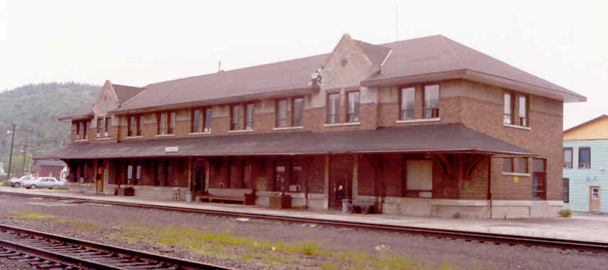 Schreiber Ontario CP Rail station 1980s